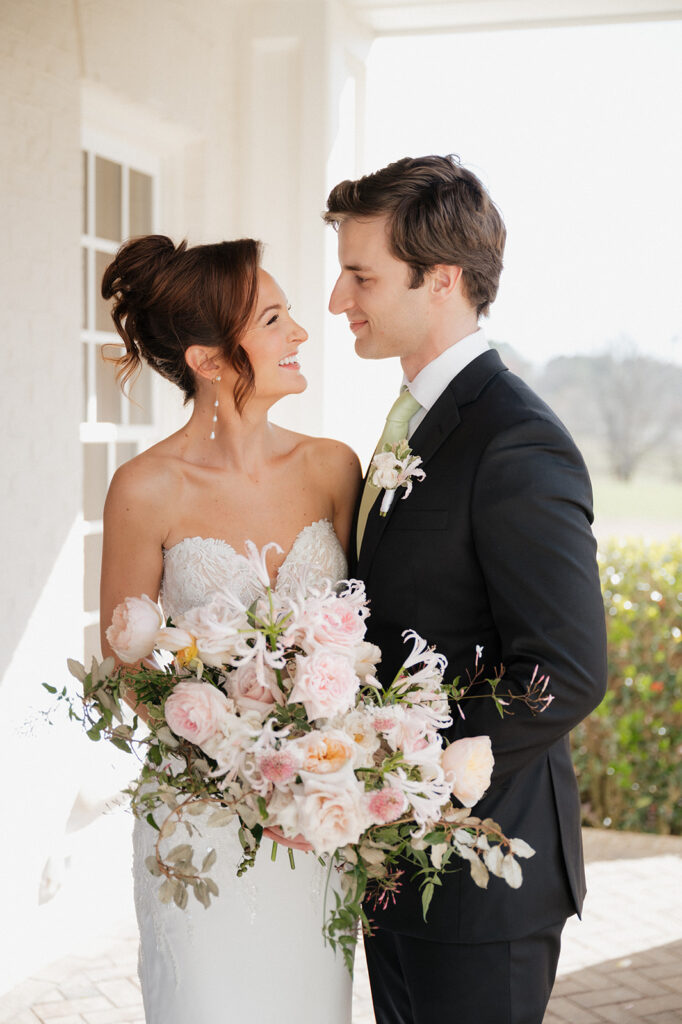 traditional bride and groom wedding day poses